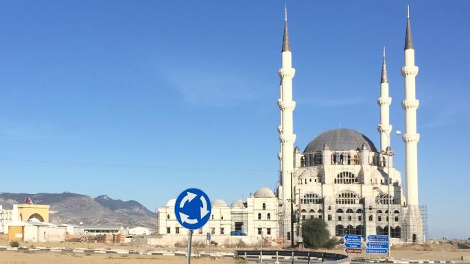 Το νέο τέμενος Χαλά Σουλτάν που χτίζει ο Ερτογάν στην κατεχόμενη Λευκωσία στο οποίο αναφέρθηκαν οι TIMES του Λονδίνου