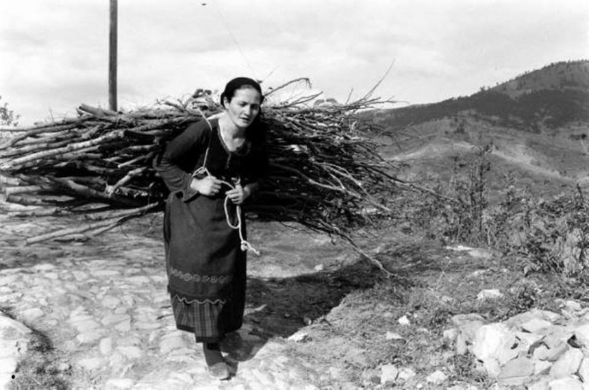 Α! Γυναίκα, Γυναίκα!