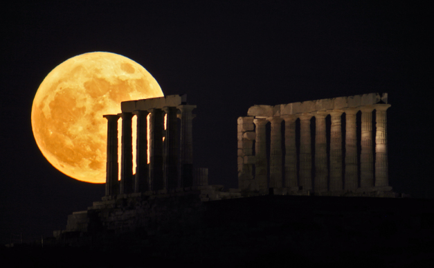 Το Σούνιο είναι 70 χιλιόμετρα μακριά από την Αθήνα. Εκεί βρίσκεται ο μαγευτικός ναός του Ποσειδώνα 3